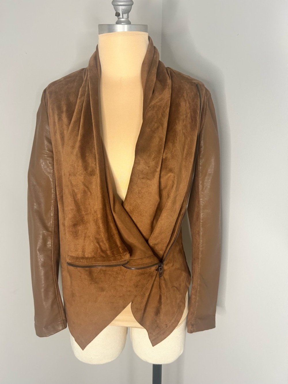 Blank NYC Faux Leather and Suede Camel Draped front Moto Jacket - Picture 7 of 14